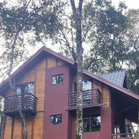 Chalé em frente ao zoológico Villa Curitiba Exterior foto